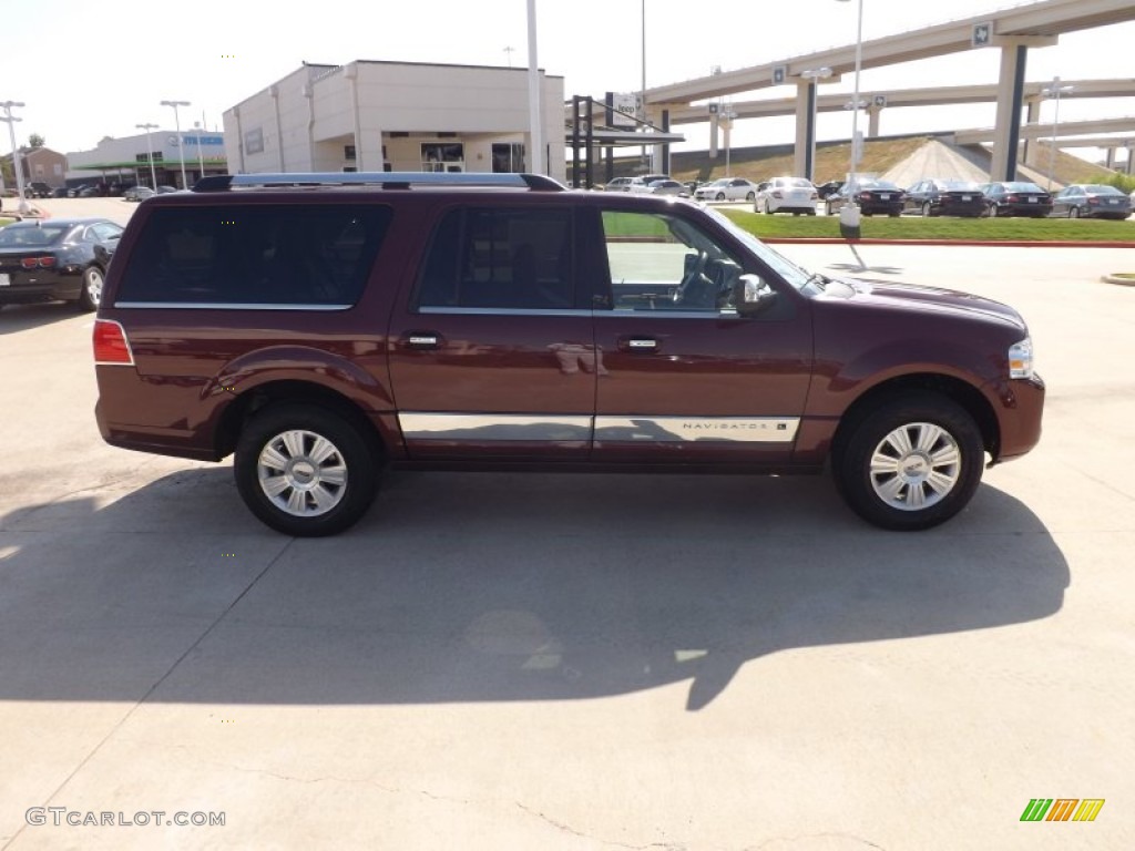 2011 Navigator L 4x2 - Royal Red Metallic / Stone photo #6