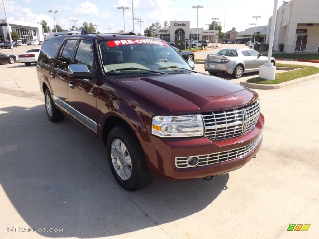 2011 Navigator L 4x2 - Royal Red Metallic / Stone photo #7