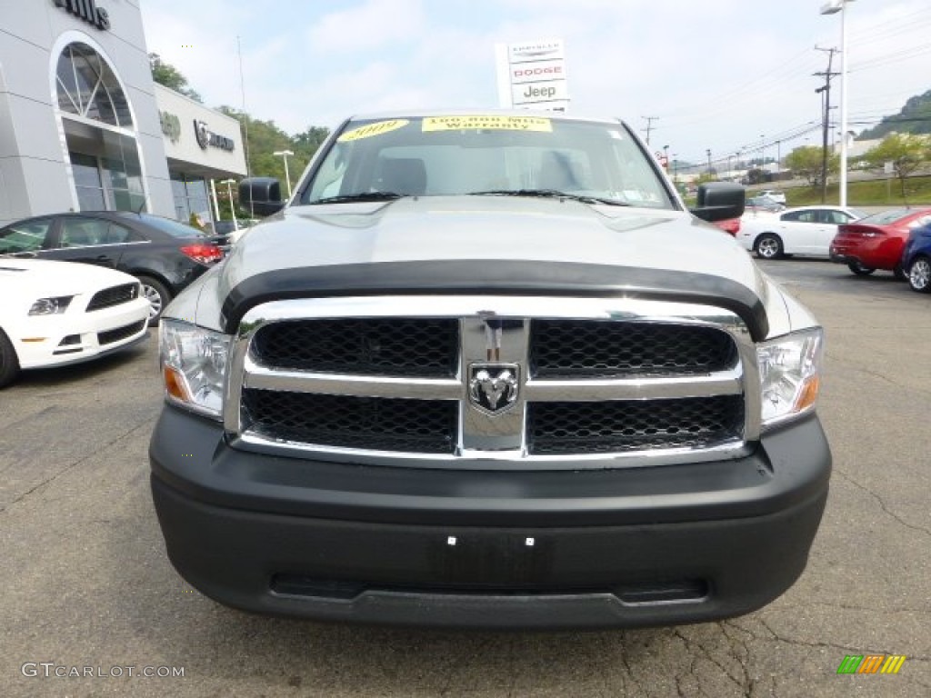 2009 Ram 1500 ST Regular Cab 4x4 - Bright Silver Metallic / Dark Slate/Medium Graystone photo #9