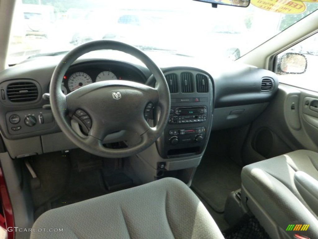 2005 Caravan SXT - Inferno Red Crystal Pearl / Medium Slate Gray photo #16
