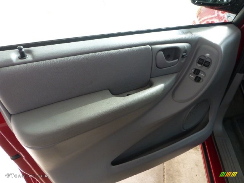 2005 Caravan SXT - Inferno Red Crystal Pearl / Medium Slate Gray photo #17