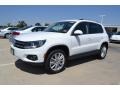 Candy White - Tiguan SE Photo No. 1