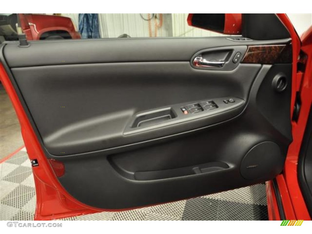 2013 Chevrolet Impala LTZ Ebony Door Panel Photo #70507598