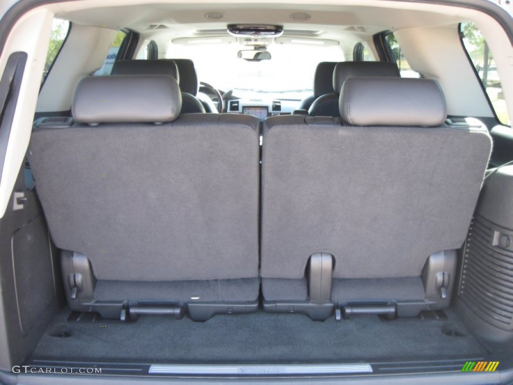 2009 Cadillac Escalade AWD Trunk Photo #70507895