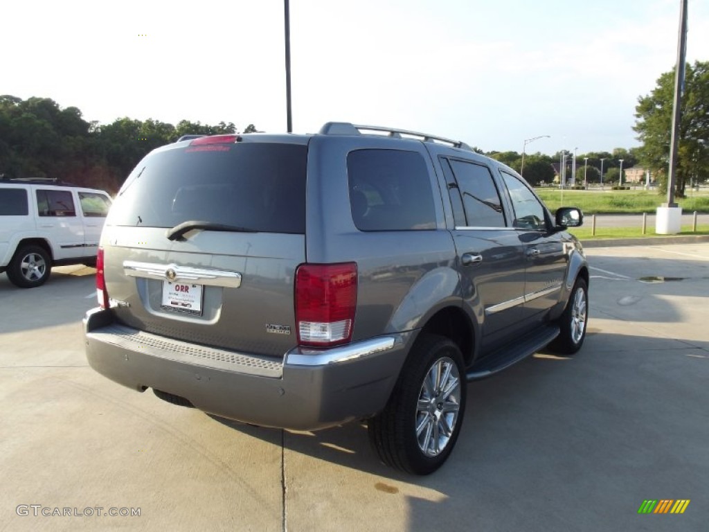 2007 Aspen Limited HEMI - Mineral Gray Metallic / Dark Khaki/Light Graystone photo #3