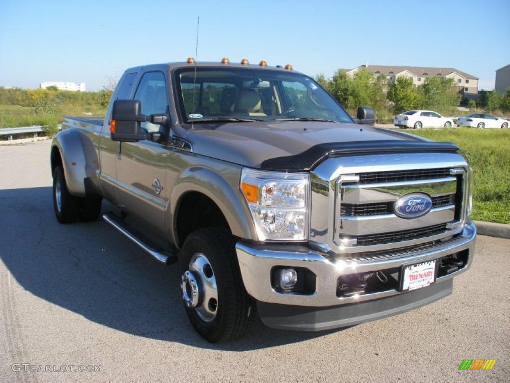 2011 F350 Super Duty Lariat SuperCab 4x4 - Pale Adobe Metallic / Adobe photo #10