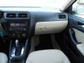 Candy White - Jetta SE Sedan Photo No. 19