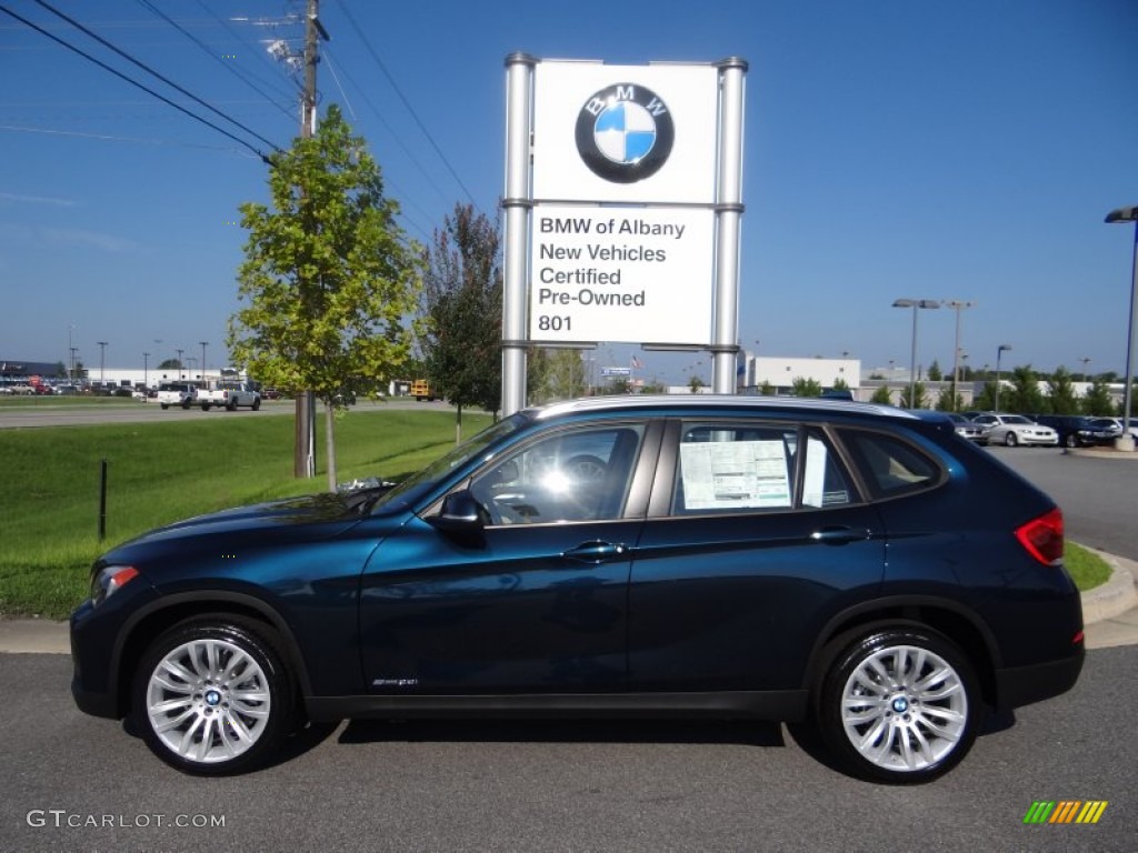 Midnight Blue Metallic BMW X1