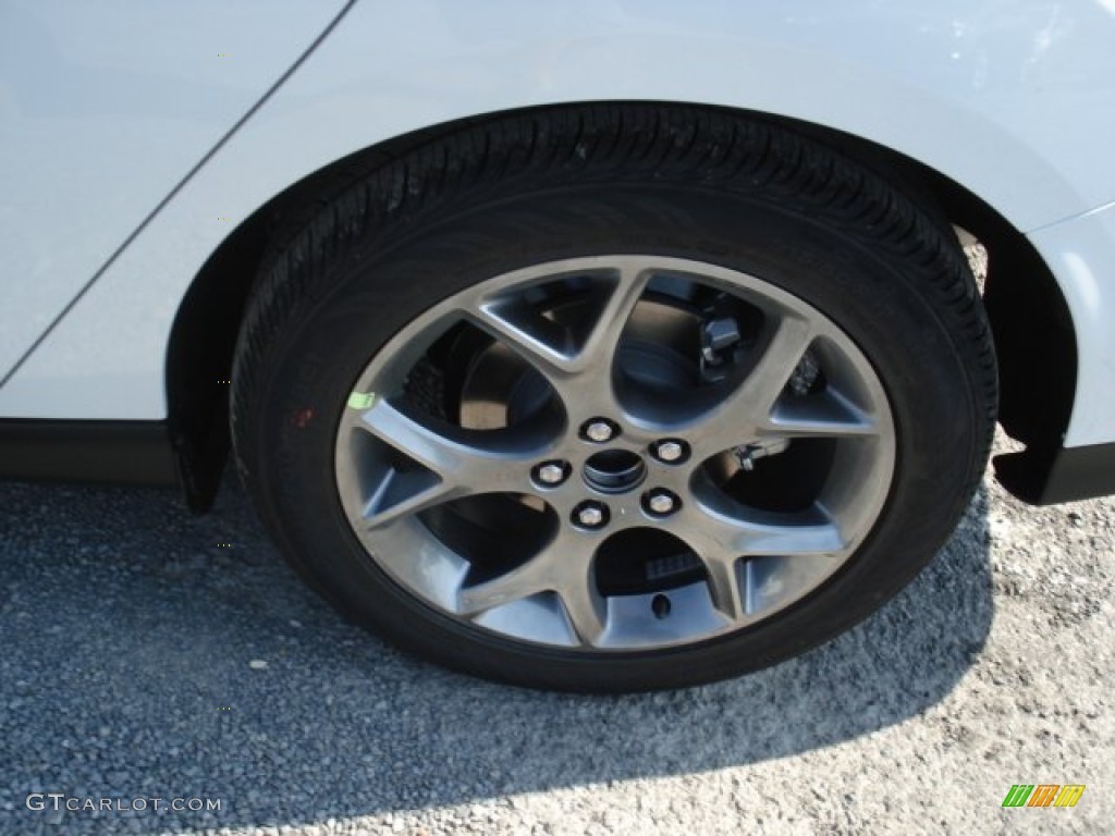 2013 Ford Focus SE Sedan Wheel Photo #70512372