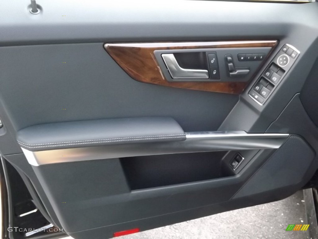 2013 Mercedes-Benz GLK 350 4Matic Black Door Panel Photo #70514301