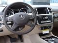 Black - ML 350 4Matic Photo No. 7