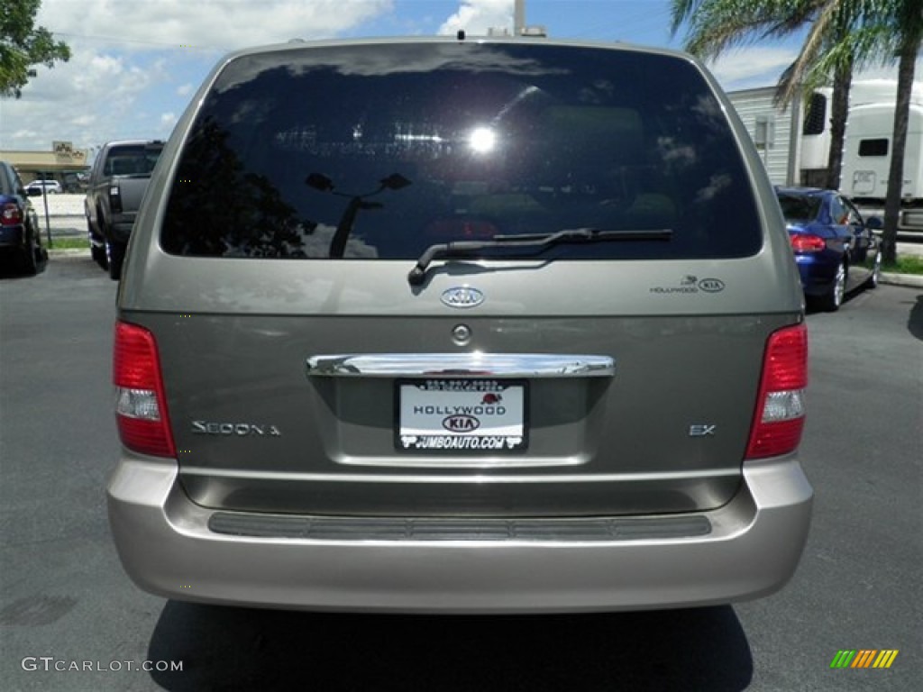 2004 Sedona EX - Sage Green / Gray photo #16