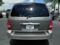 2004 Sage Green Kia Sedona EX  photo #16