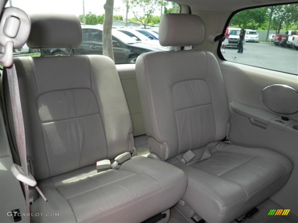 2004 Sedona EX - Sage Green / Gray photo #28