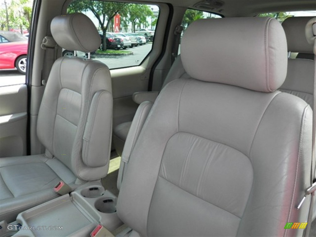 2004 Sedona EX - Sage Green / Gray photo #34