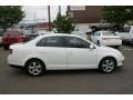 Candy White - Jetta SE Sedan Photo No. 4