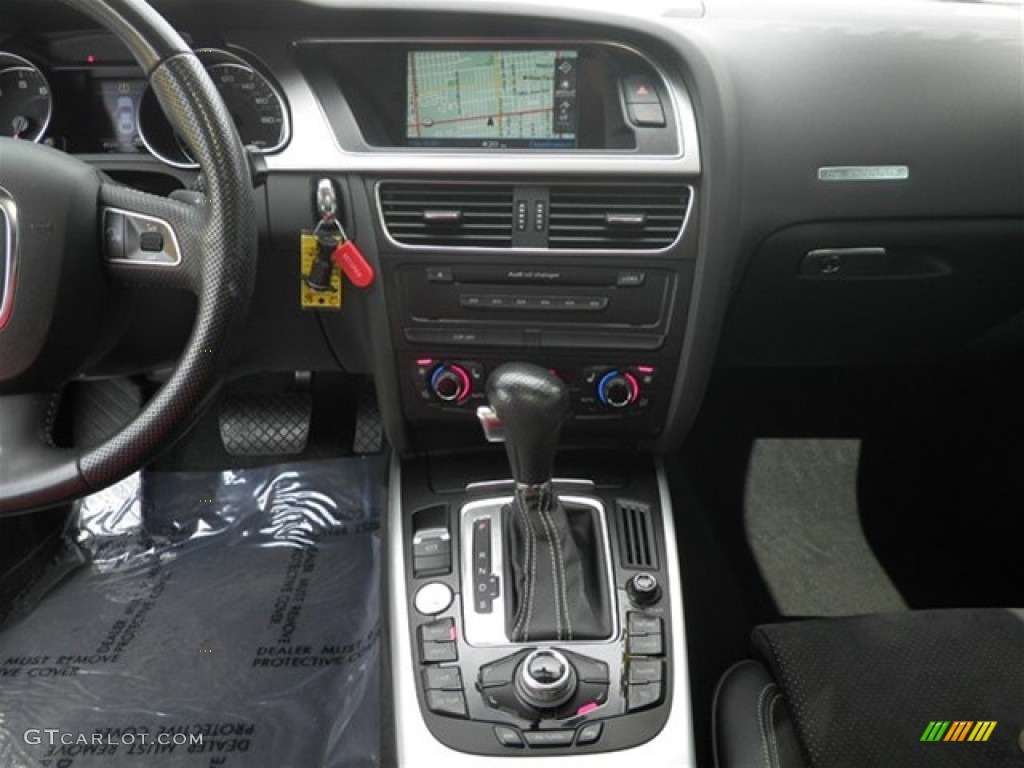 2009 A5 3.2 quattro Coupe - Brilliant Black / Black photo #40