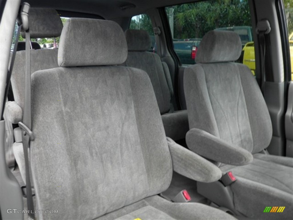 2000 MPV LX - Highlight Silver / Gray photo #24