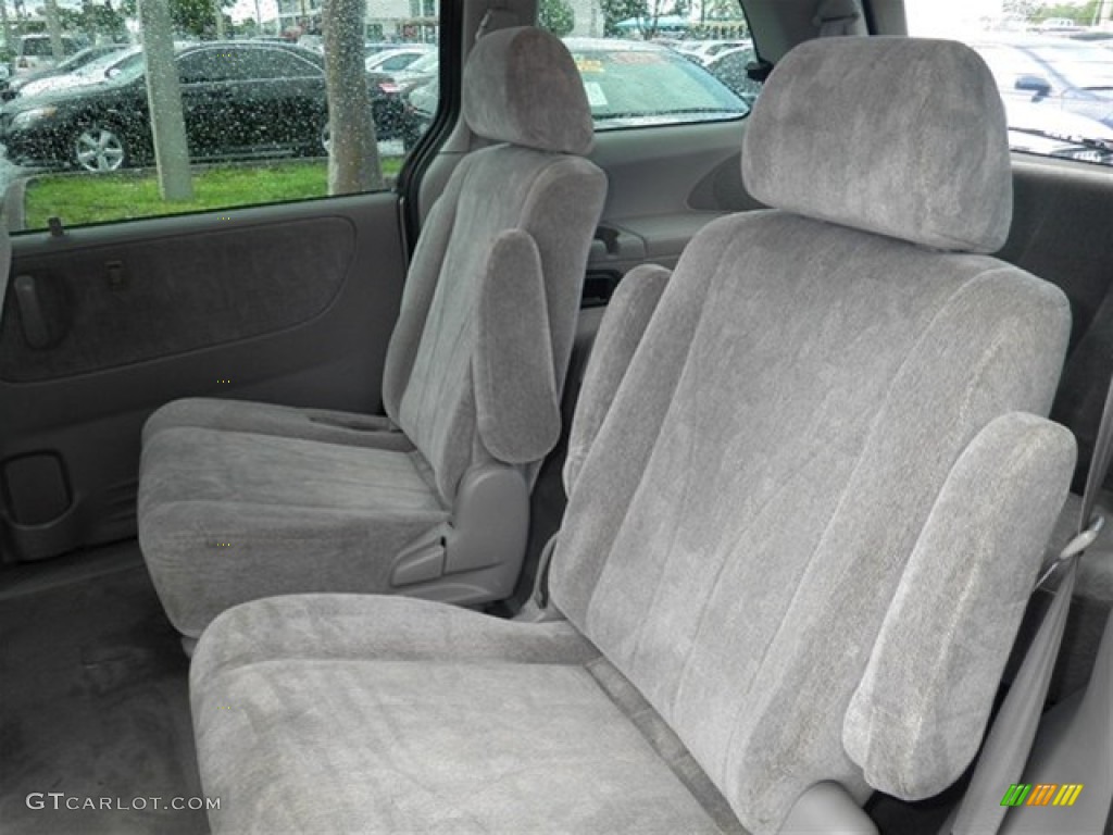 2000 MPV LX - Highlight Silver / Gray photo #28