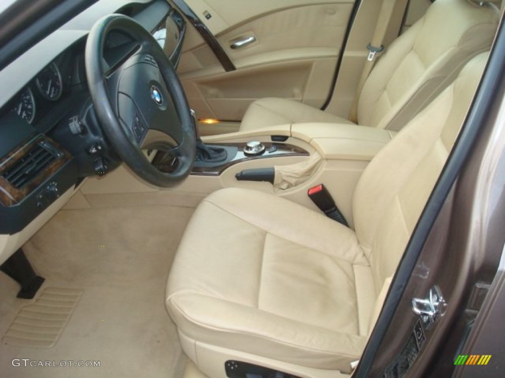 2004 5 Series 545i Sedan - Kalahari Beige Metallic / Beige photo #9