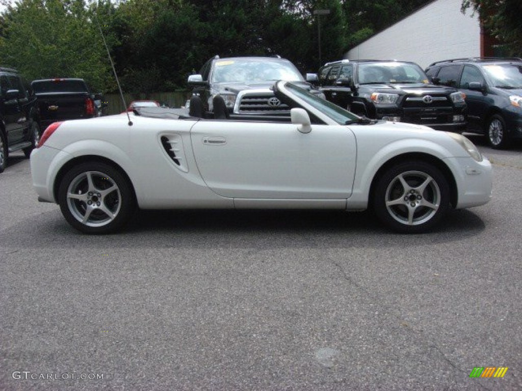 2003 MR2 Spyder Roadster - Super White / Gray photo #3