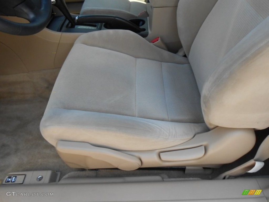 2003 Accord LX Coupe - Taffeta White / Ivory photo #12