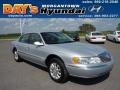 Silver Frost Metallic 2001 Lincoln Continental 