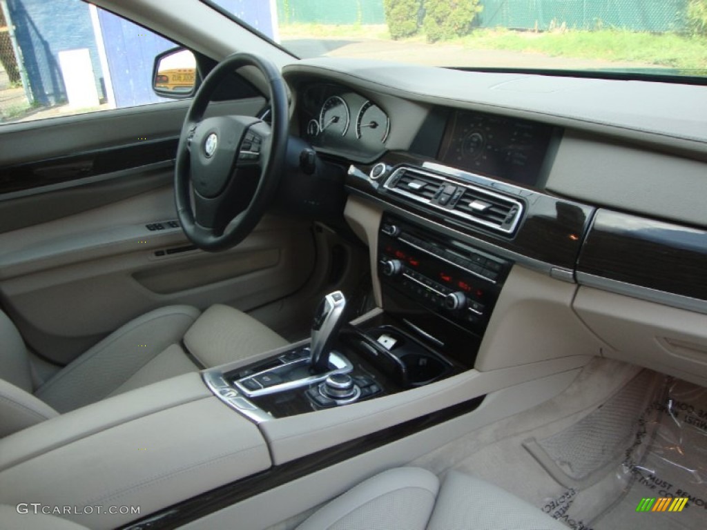 2009 7 Series 750i Sedan - Azurite Black Metallic / Champagne Full Merino Leather photo #17