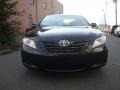 Black - Camry SE Photo No. 8