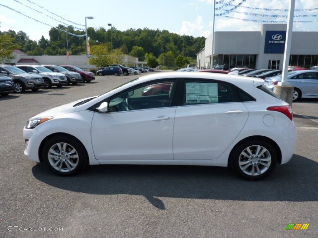 2013 Elantra GT - Monaco White / Beige photo #4