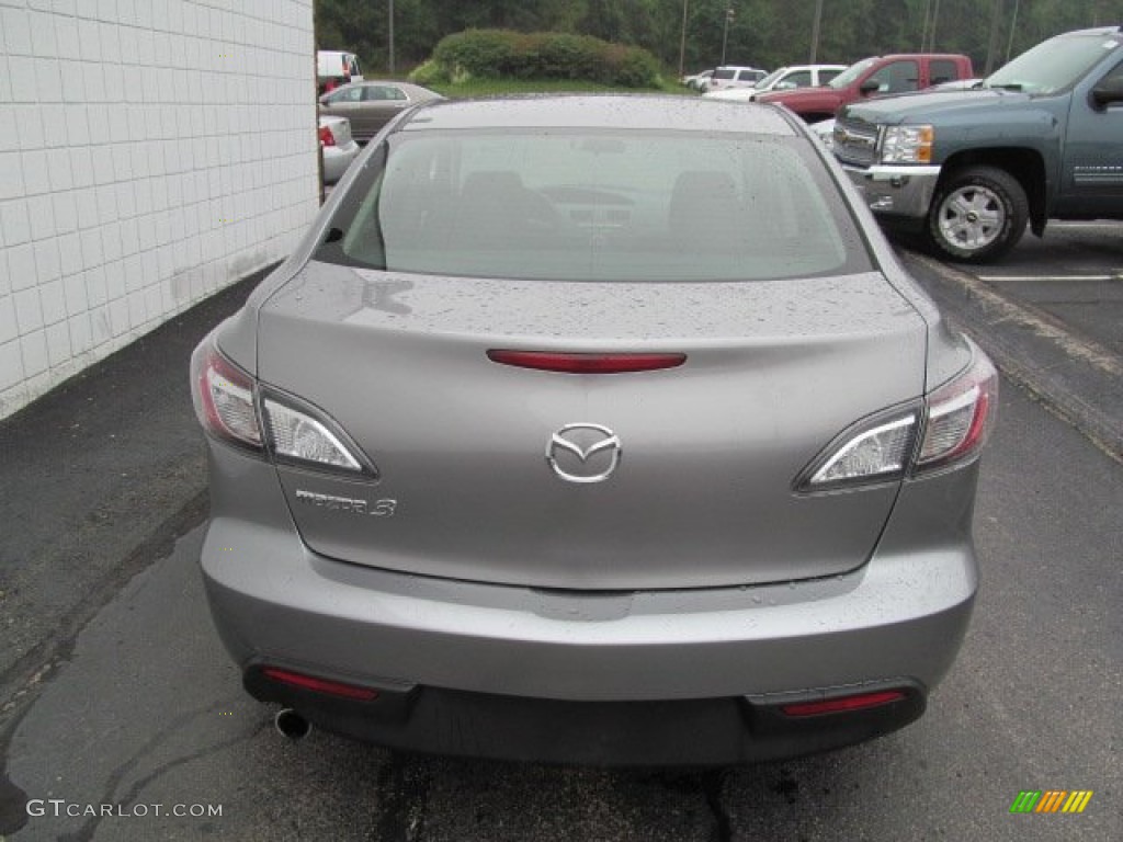 2011 MAZDA3 i Touring 4 Door - Liquid Silver Metallic / Black photo #7