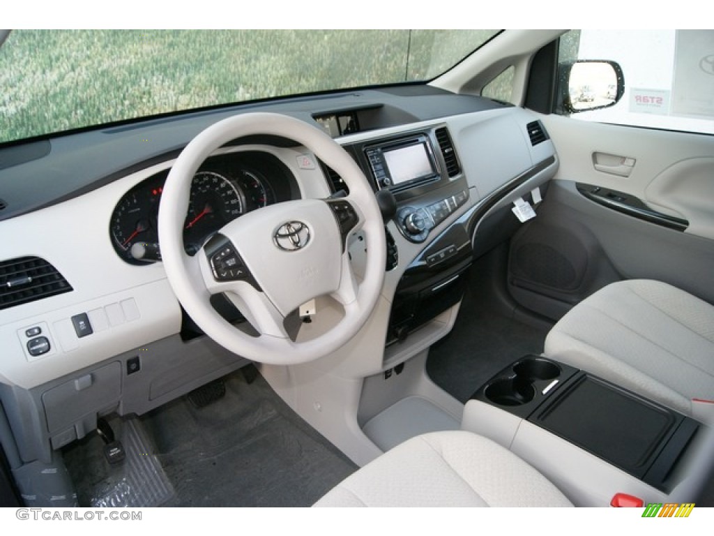 Bisque Interior 2013 Toyota Sienna LE AWD Photo #70528638