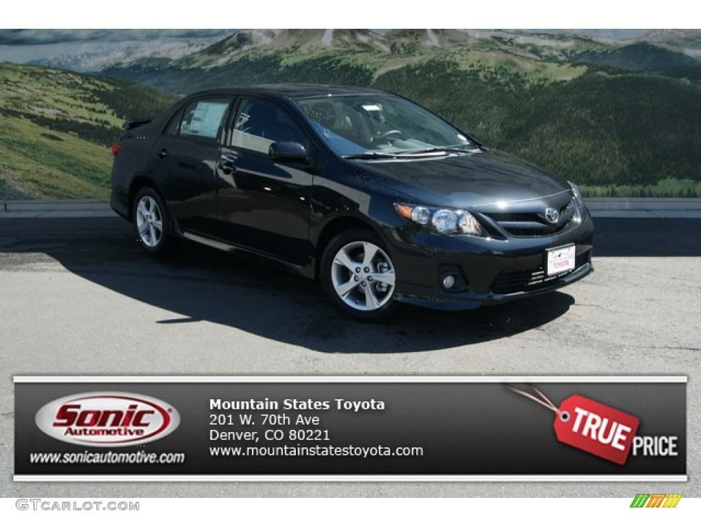 Black Sand Pearl Toyota Corolla