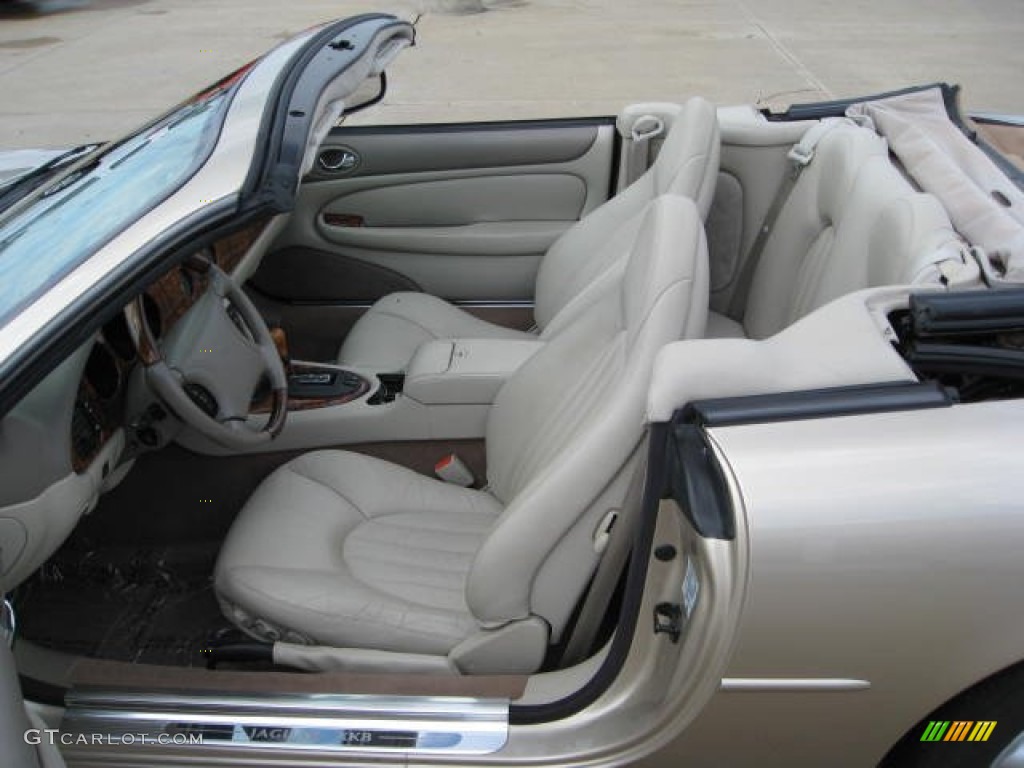 Oatmeal Interior 1999 Jaguar XK XK8 Convertible Photo #70533342