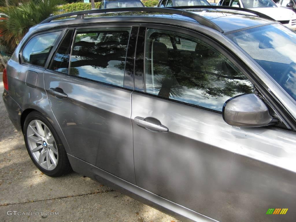 2009 3 Series 328i Sport Wagon - Space Grey Metallic / Black photo #2