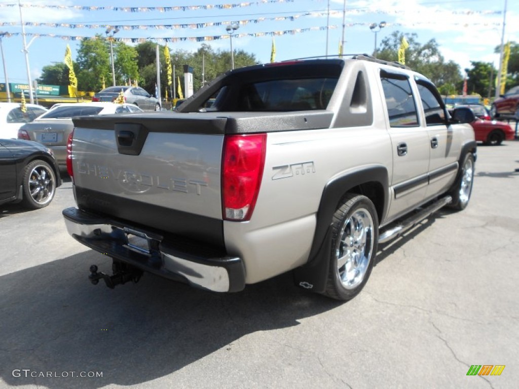 2004 Avalanche 1500 Z66 - Silver Birch Metallic / Dark Charcoal photo #23