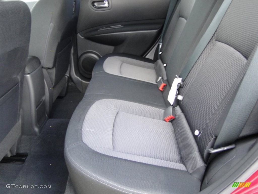 2010 Nissan Rogue SL Rear Seat Photo #70538590