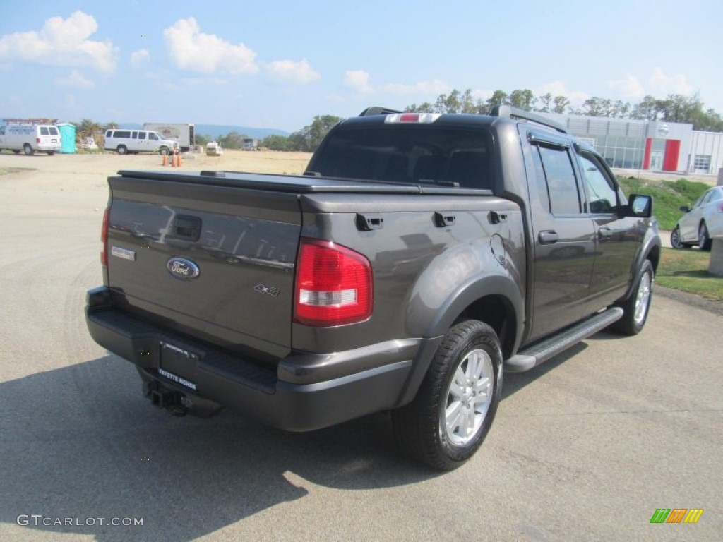 2007 Explorer Sport Trac XLT 4x4 - Dark Stone Metallic / Light Stone photo #17