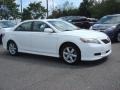 Super White - Camry SE Photo No. 2