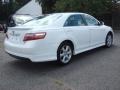 Super White - Camry SE Photo No. 3