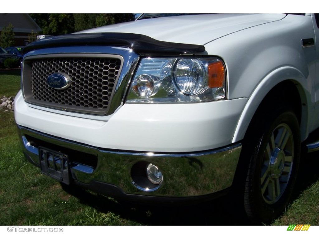 2006 F150 Lariat SuperCrew - Oxford White / Black photo #9