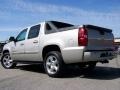 2007 Silver Birch Metallic Chevrolet Avalanche LT 4WD  photo #8