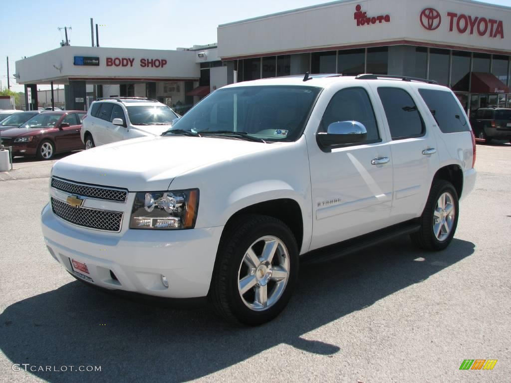 2007 Tahoe LTZ - Summit White / Light Cashmere/Ebony photo #2