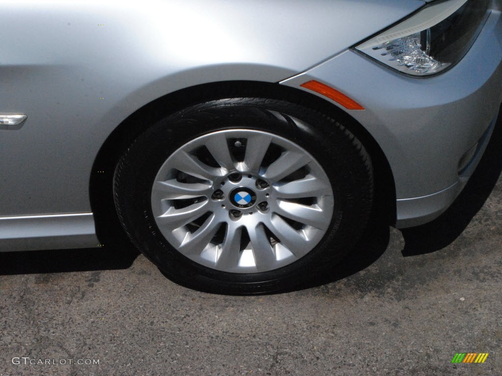 2009 3 Series 328i Sedan - Titanium Silver Metallic / Black photo #2