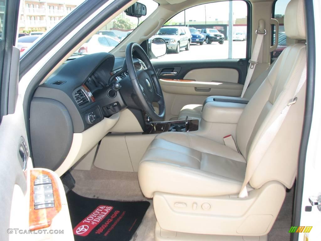 2007 Tahoe LTZ - Summit White / Light Cashmere/Ebony photo #9