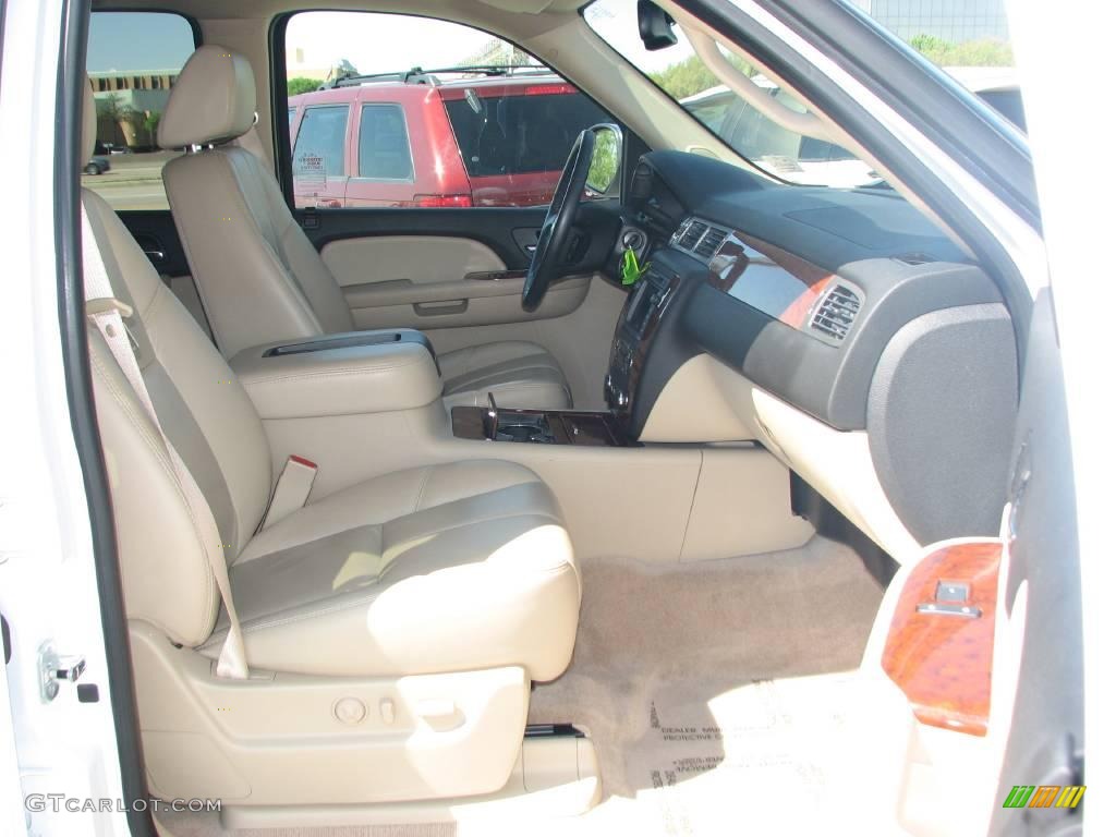 2007 Tahoe LTZ - Summit White / Light Cashmere/Ebony photo #10