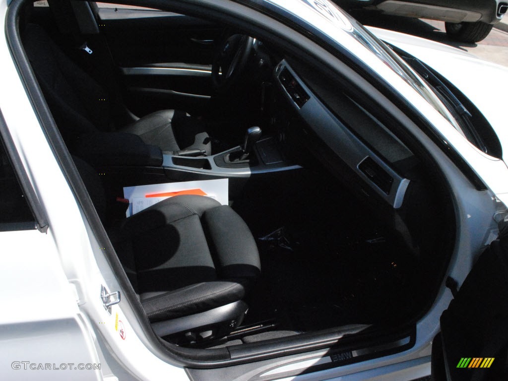 2009 3 Series 335i Sedan - Alpine White / Black photo #3