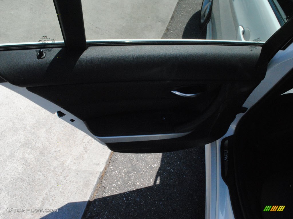2009 3 Series 335i Sedan - Alpine White / Black photo #13