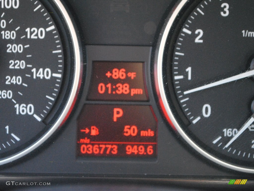 2009 3 Series 335i Sedan - Alpine White / Black photo #18