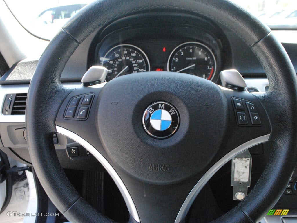 2009 3 Series 335i Sedan - Alpine White / Black photo #20